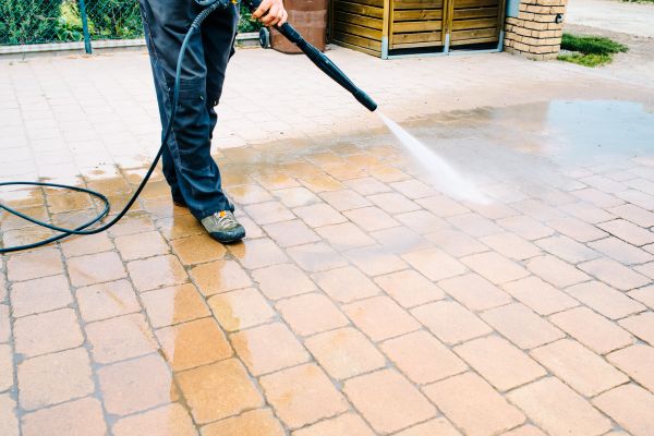 Cost of Pavement Staining in Kirkland
